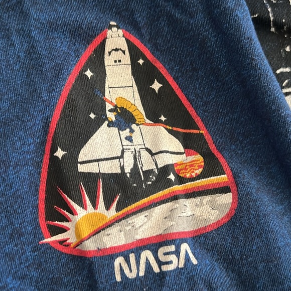 NASA Fifth Sun T Shirt Long Sleeve L Blue Mens Astronaut Space Shuttle Crew Neck - Picture 7 of 16